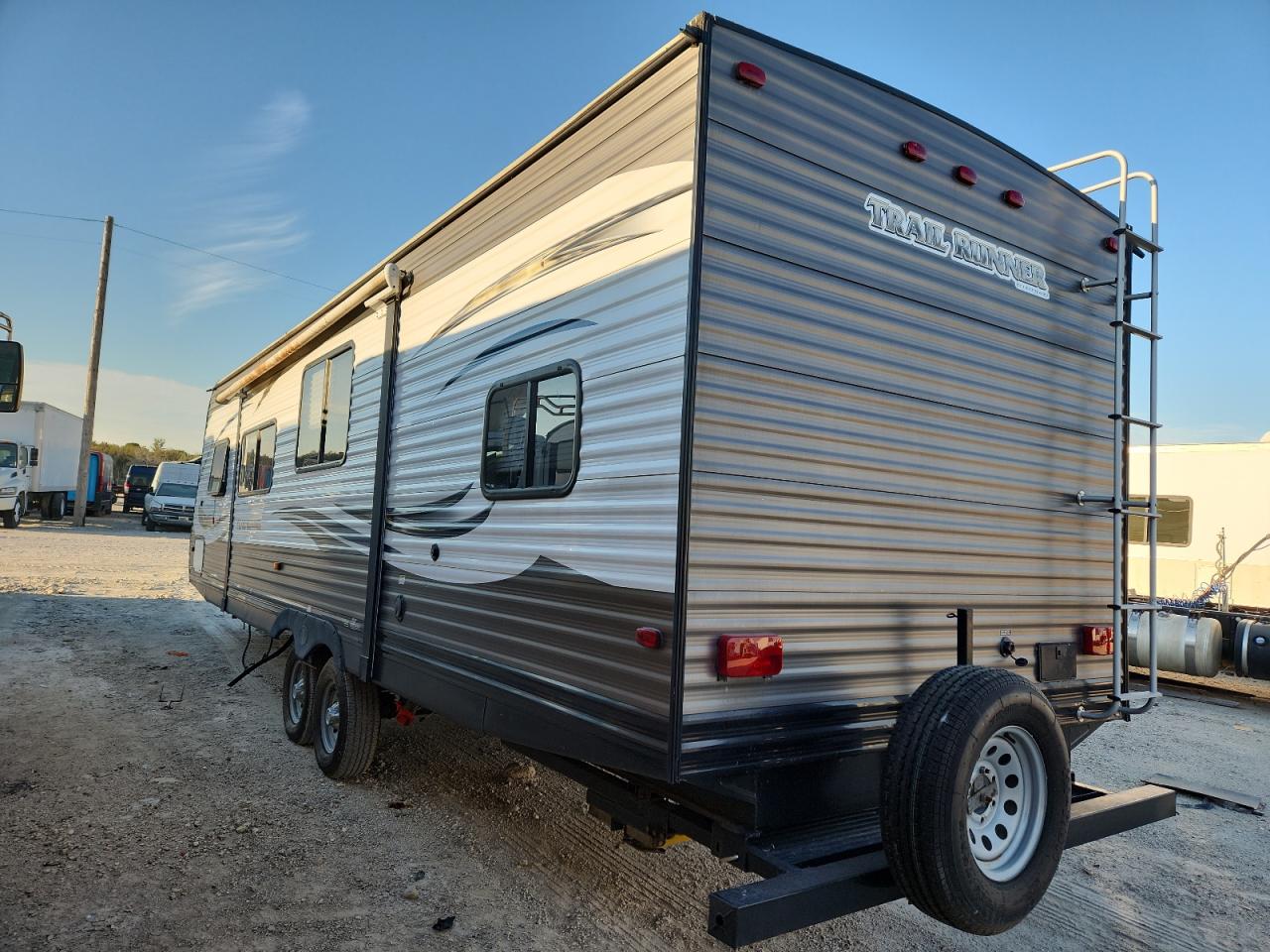 Lot #3291479966 2017 TRAIL KING HEARTLAND