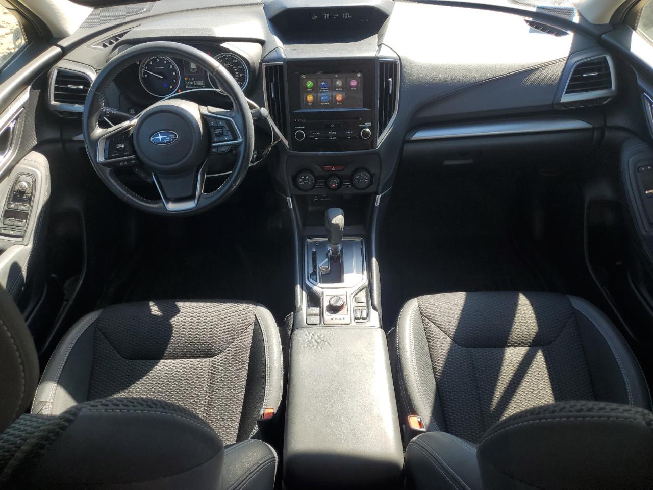 SUBARU FORESTER PREMIUM