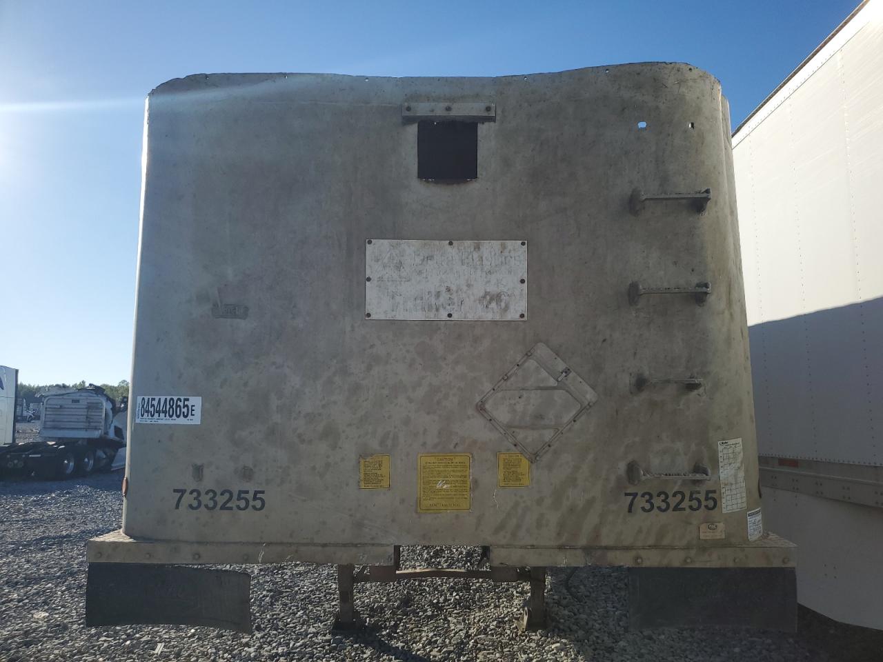 Lot #3265929550 2004 MAC UNKNOWN