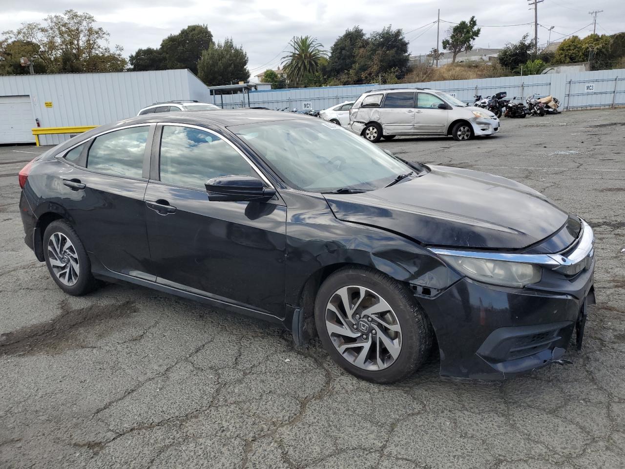 Lot #3310625826 2017 HONDA CIVIC EX