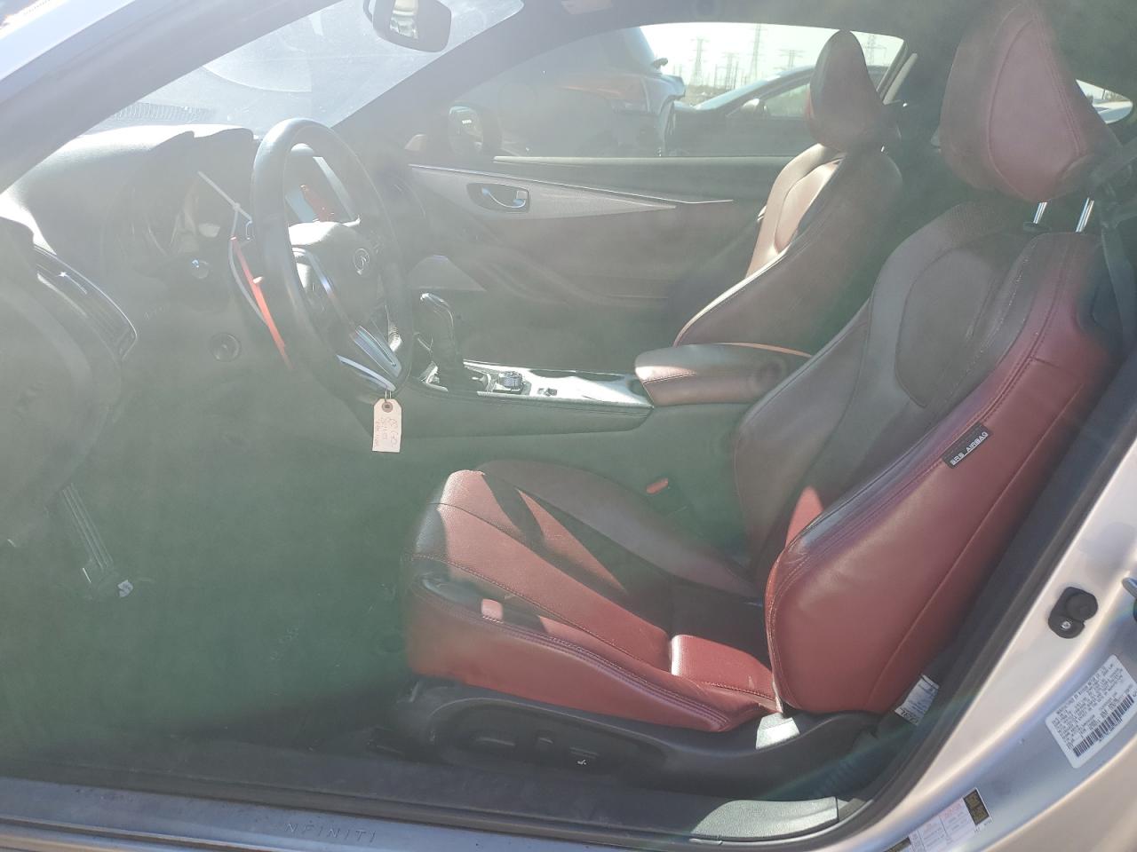 INFINITI Q60 RED SPORT 400