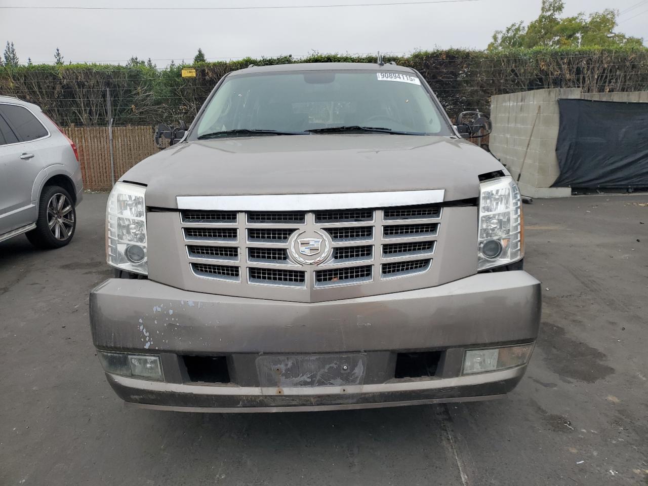 CADILLAC ESCALADE ESV PREMIUM