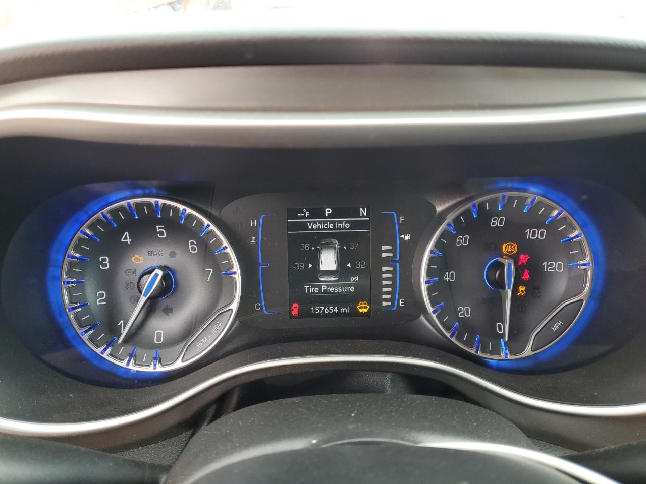 CHRYSLER PACIFICA TOURING