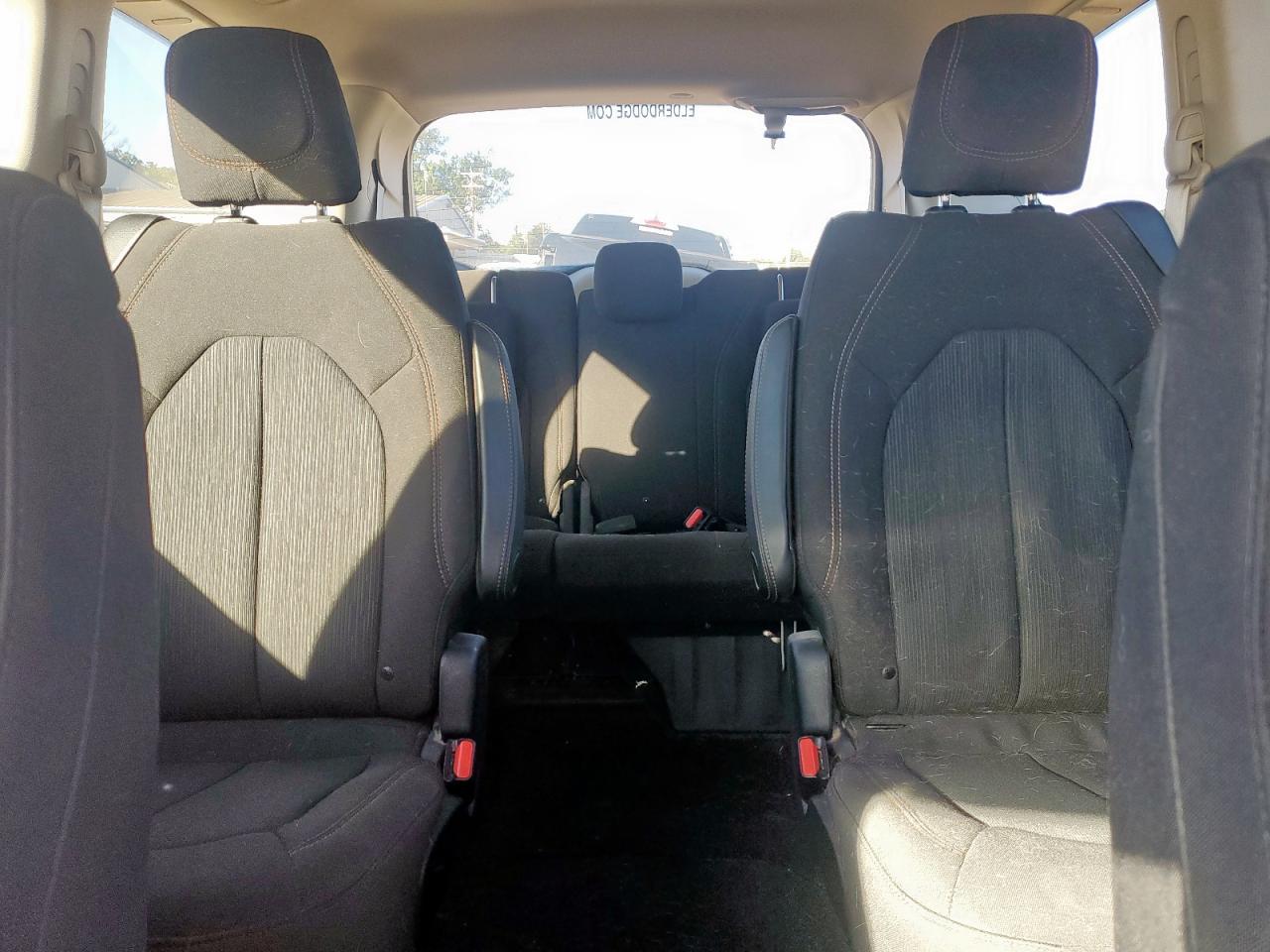 CHRYSLER PACIFICA TOURING