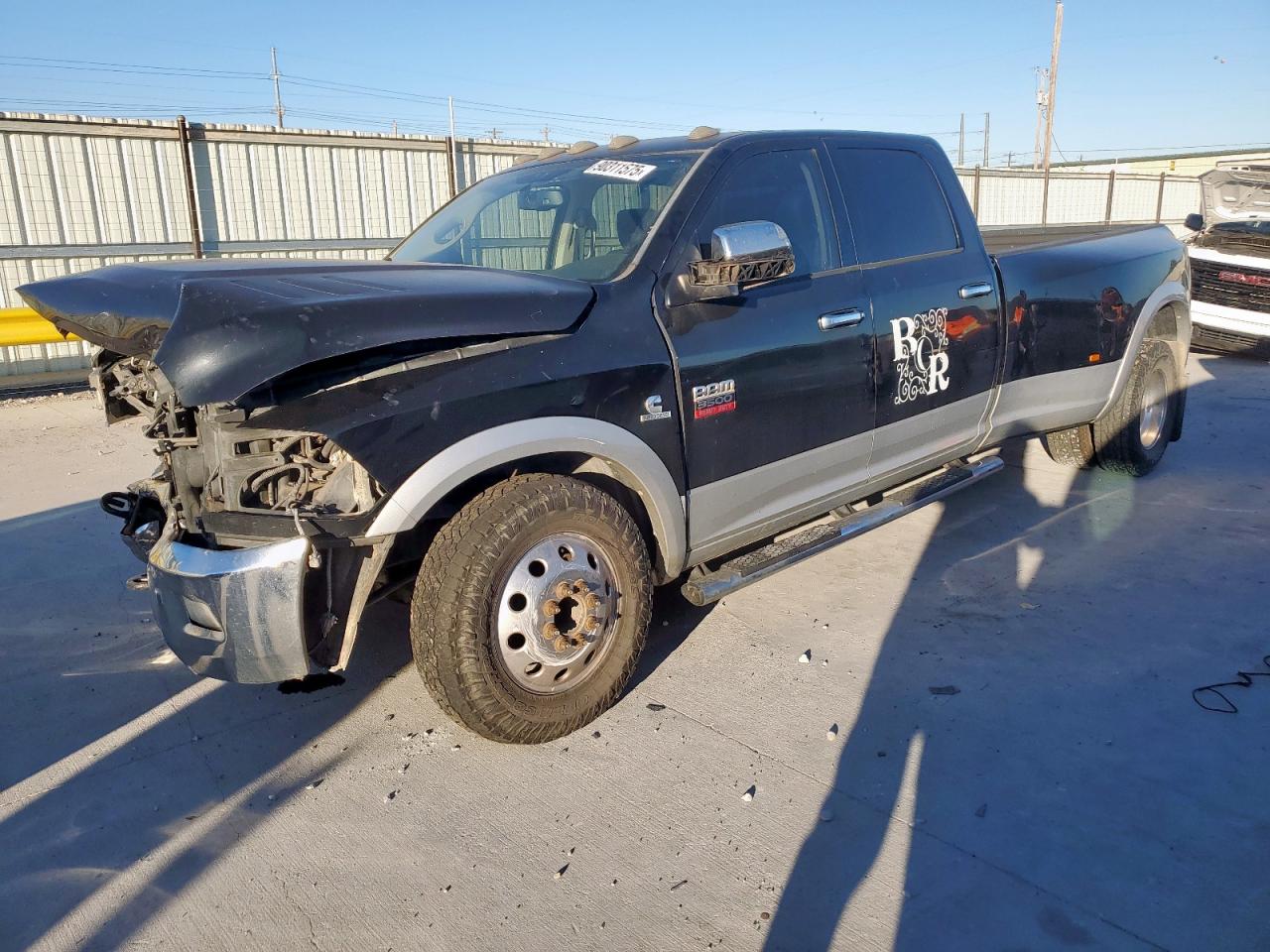 DODGE RAM 3500 LARAMIE