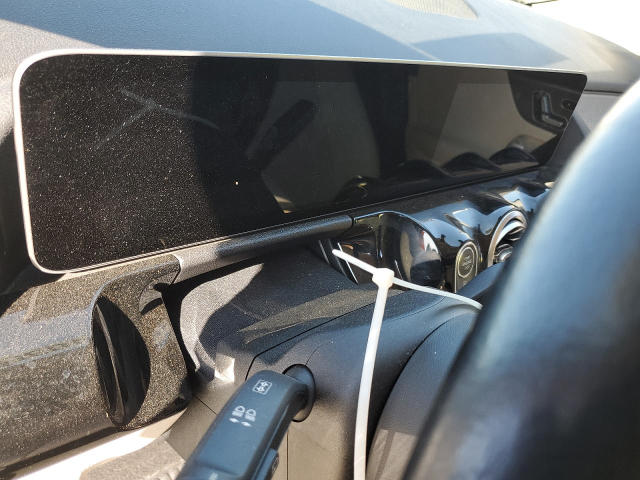 MERCEDES-BENZ GLA-CLASS 250