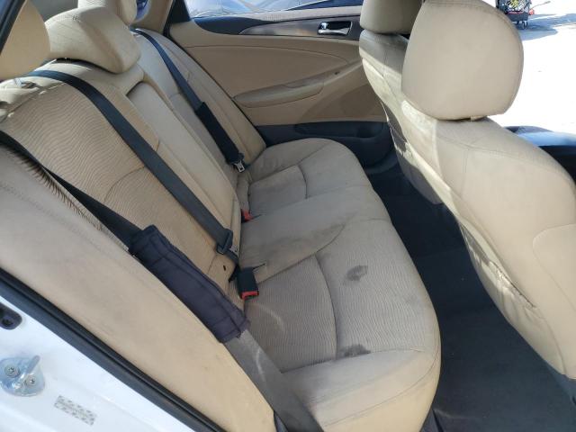 2015 HYUNDAI SONATA HYB - KMHEC4A44FA137592