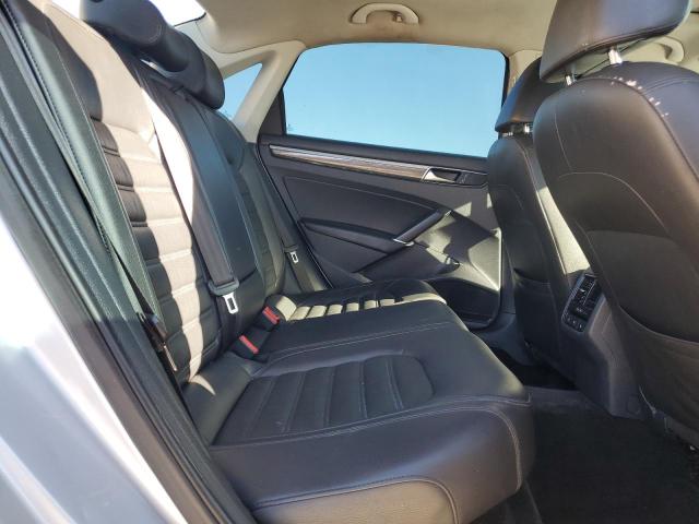 2017 VOLKSWAGEN PASSAT SEL PREMIUM 1VWCT7A36HC043433