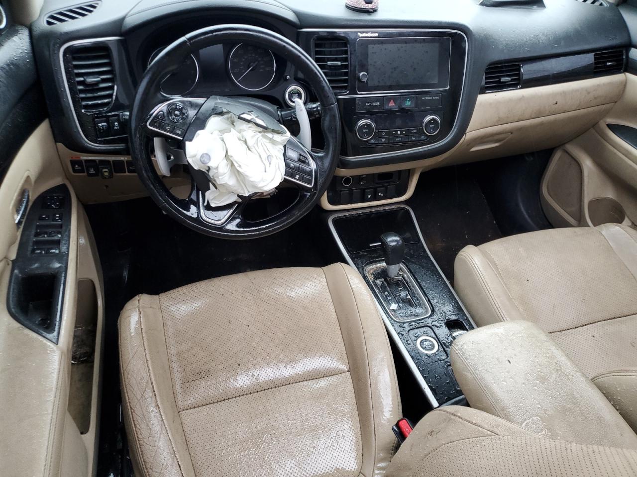 MITSUBISHI OUTLANDER GT