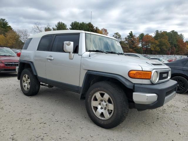 2007 TOYOTA FJ CRUISER #3275278329