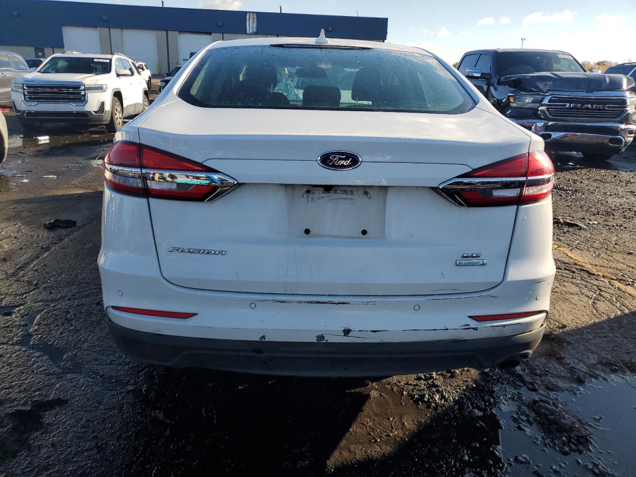 FORD FUSION SE