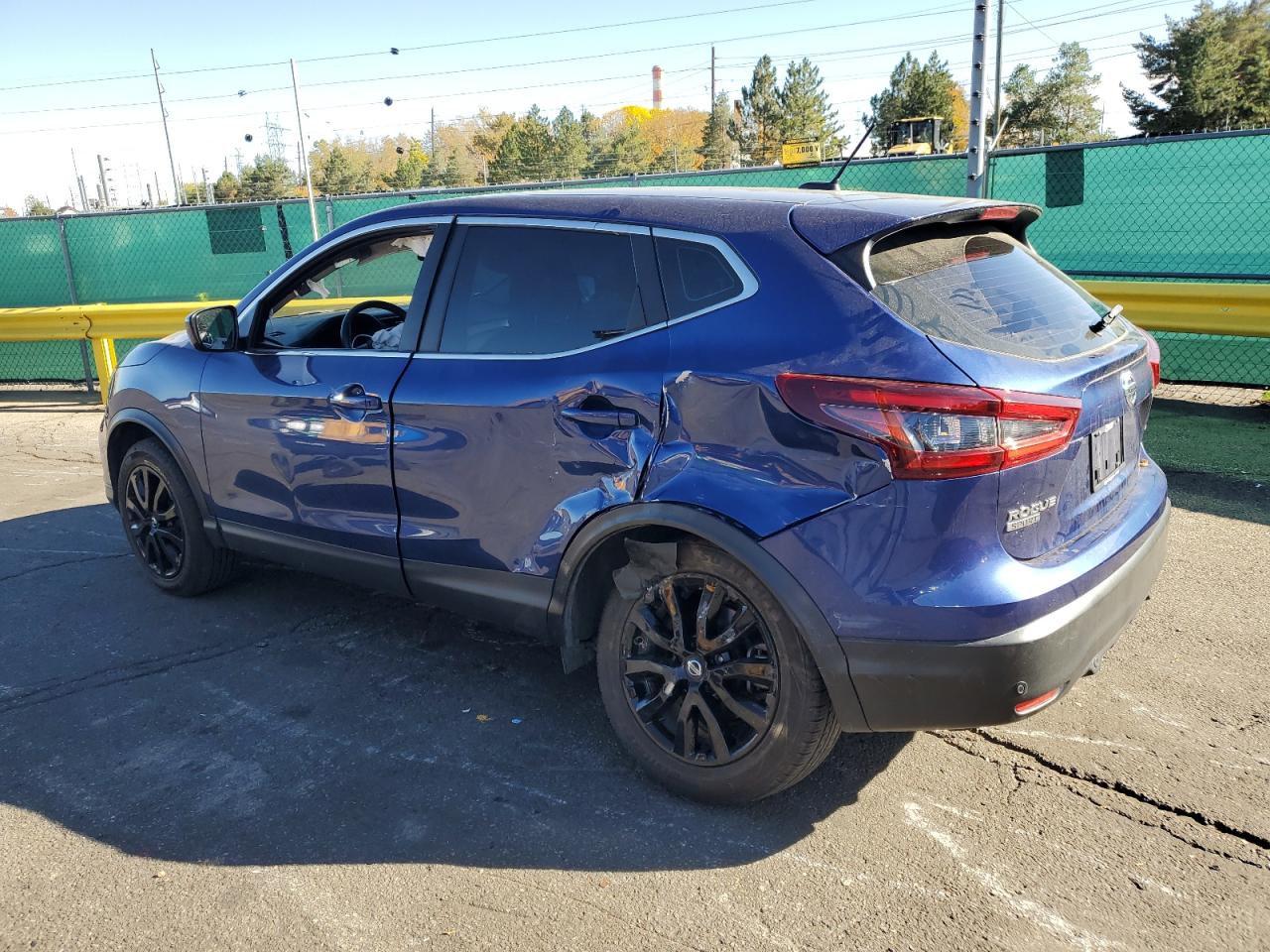 NISSAN ROGUE SPORT S