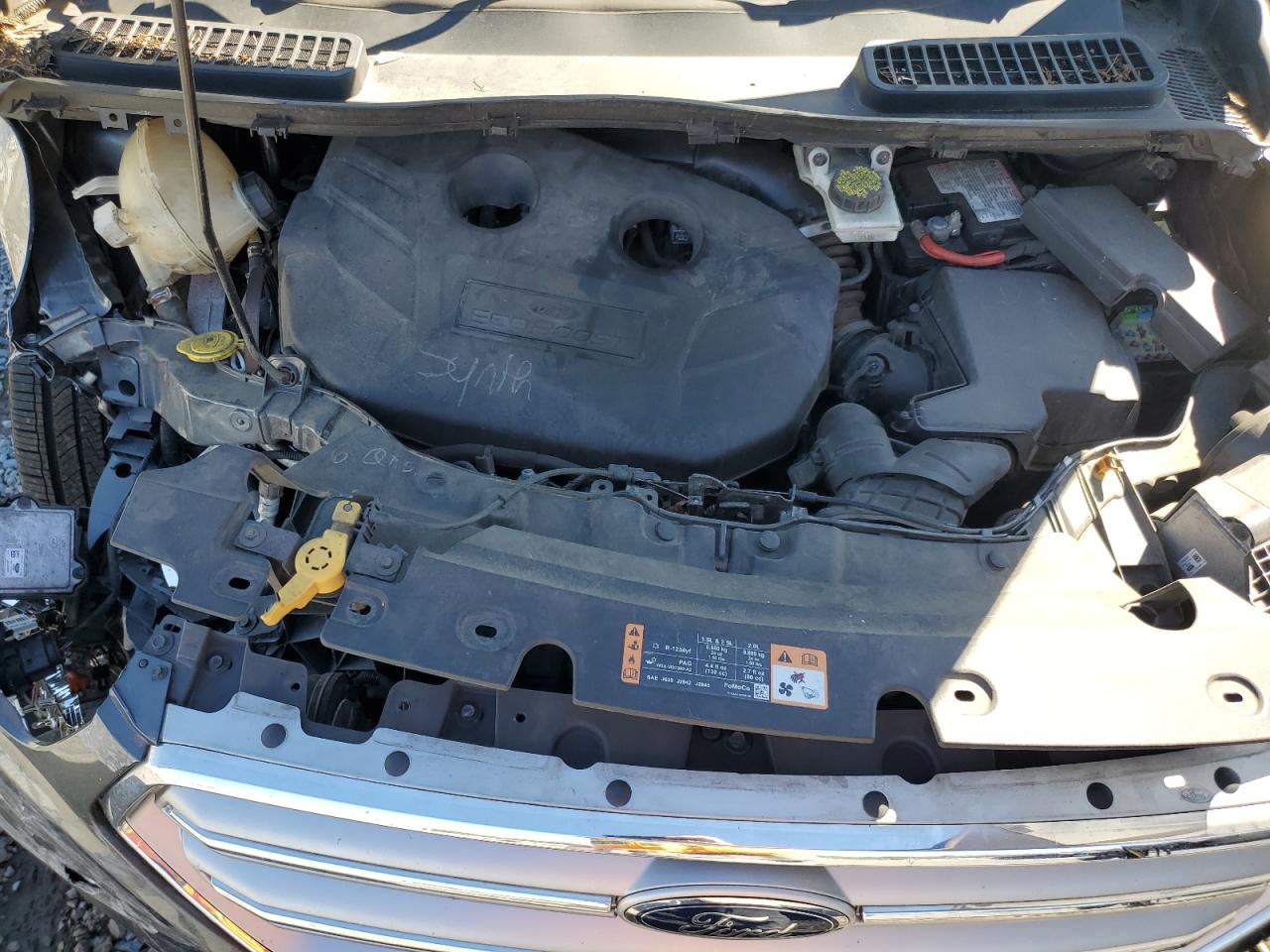 FORD ESCAPE TITANIUM