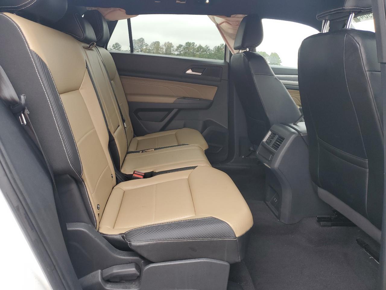 VOLKSWAGEN ATLAS CROSS SPORT SE