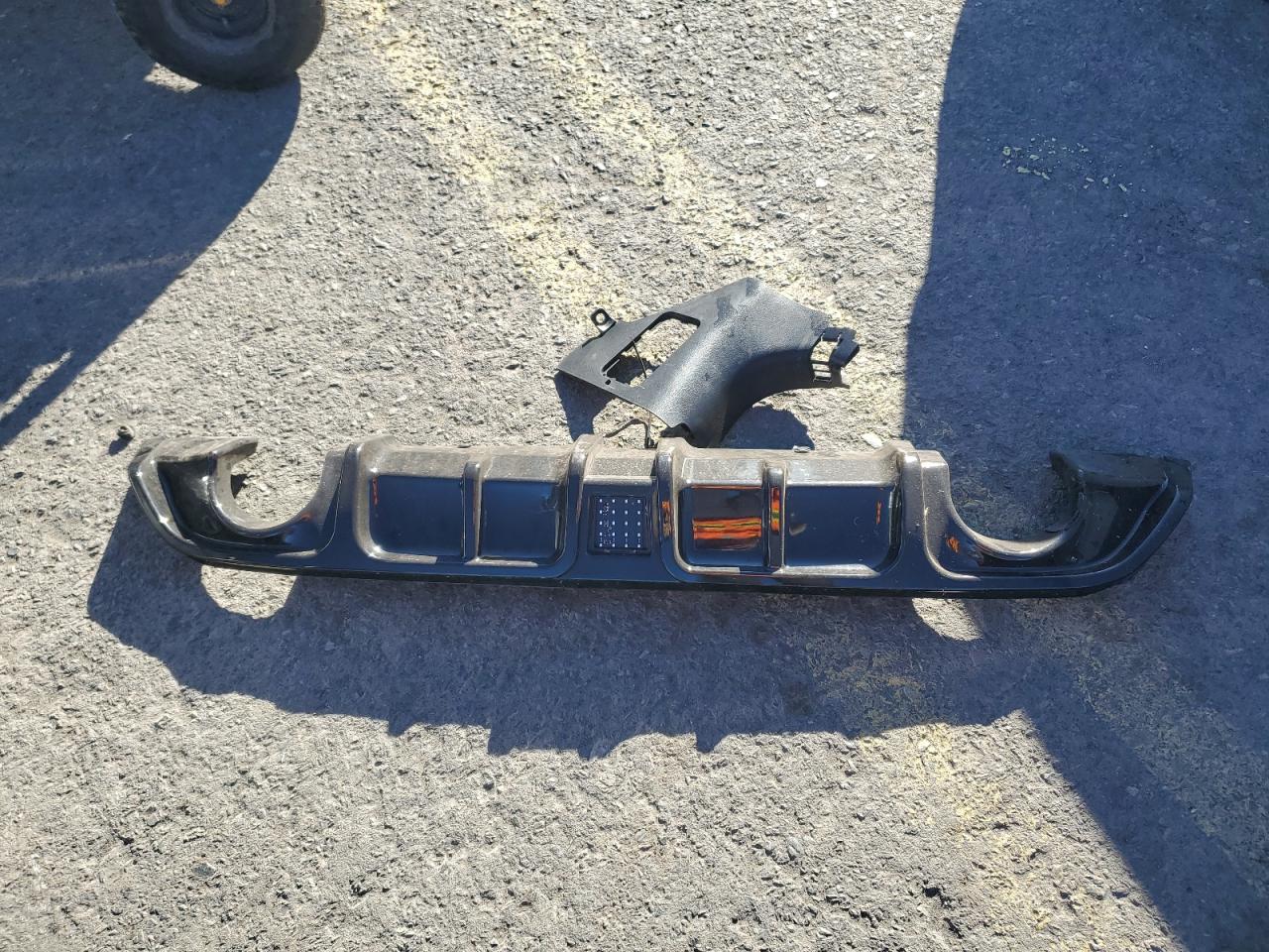 INFINITI Q60 LUXE 300