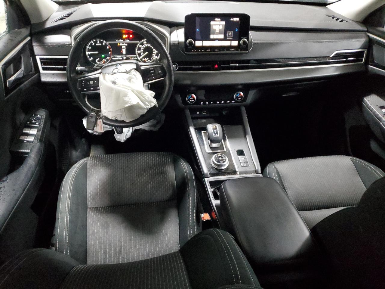 MITSUBISHI OUTLANDER ES