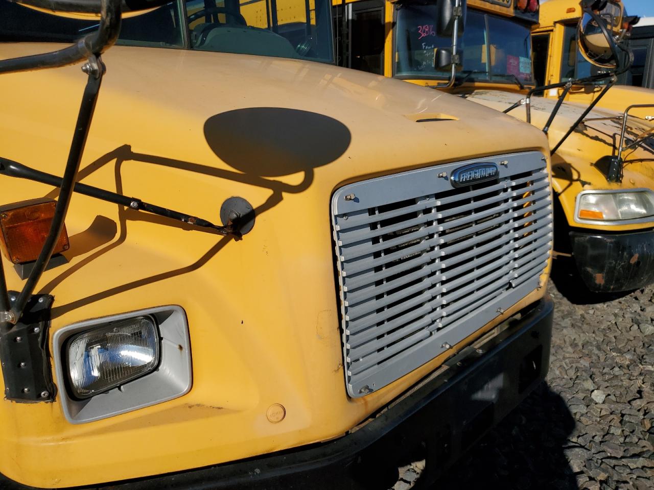 Lot #3276985295 2004 FREIGHTLINER SAF-T-LINER C2