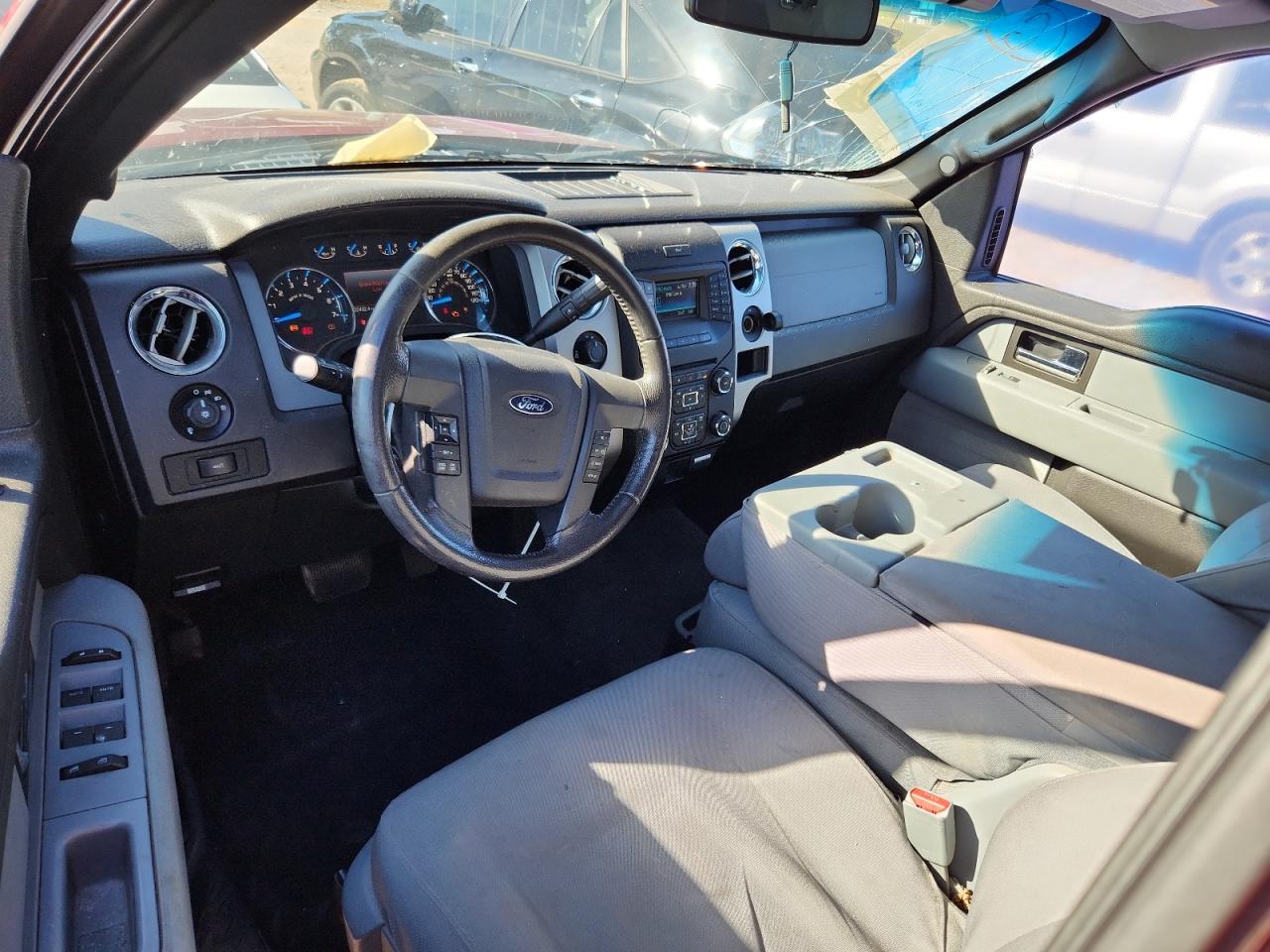 FORD F-150 SUPER CAB