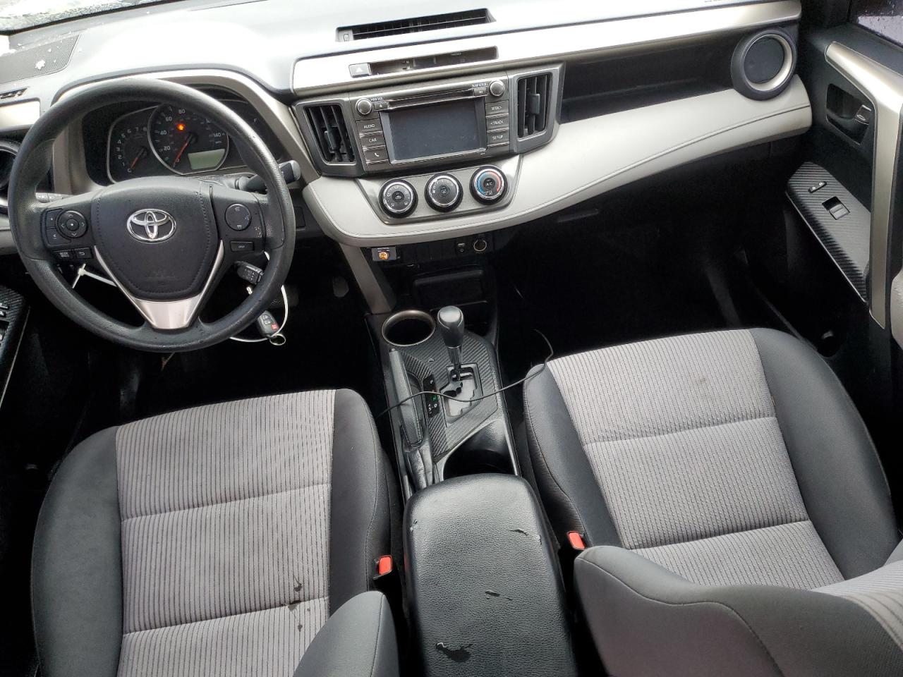 TOYOTA RAV4 LE