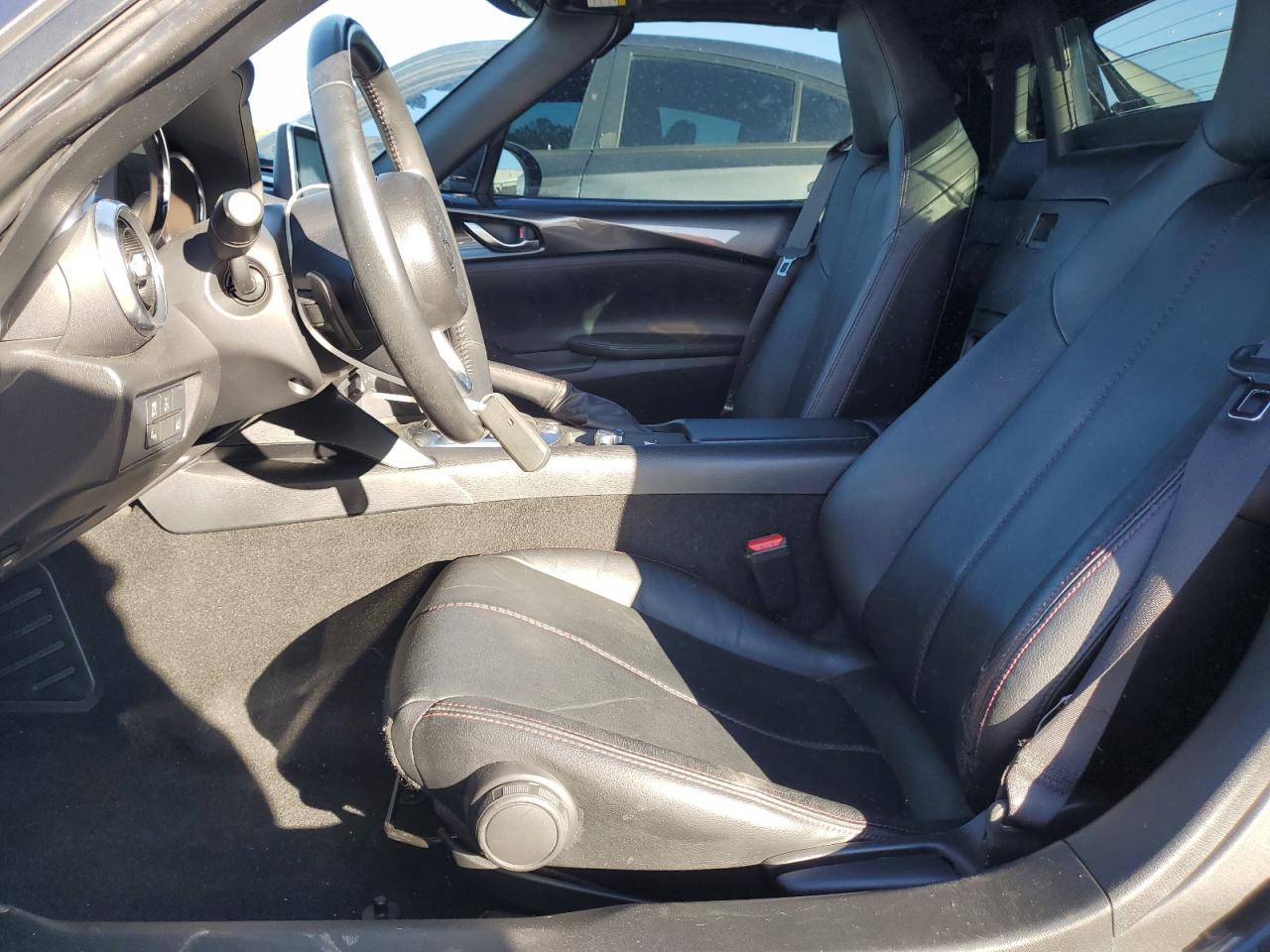 MAZDA MX-5 GRAND TOURING