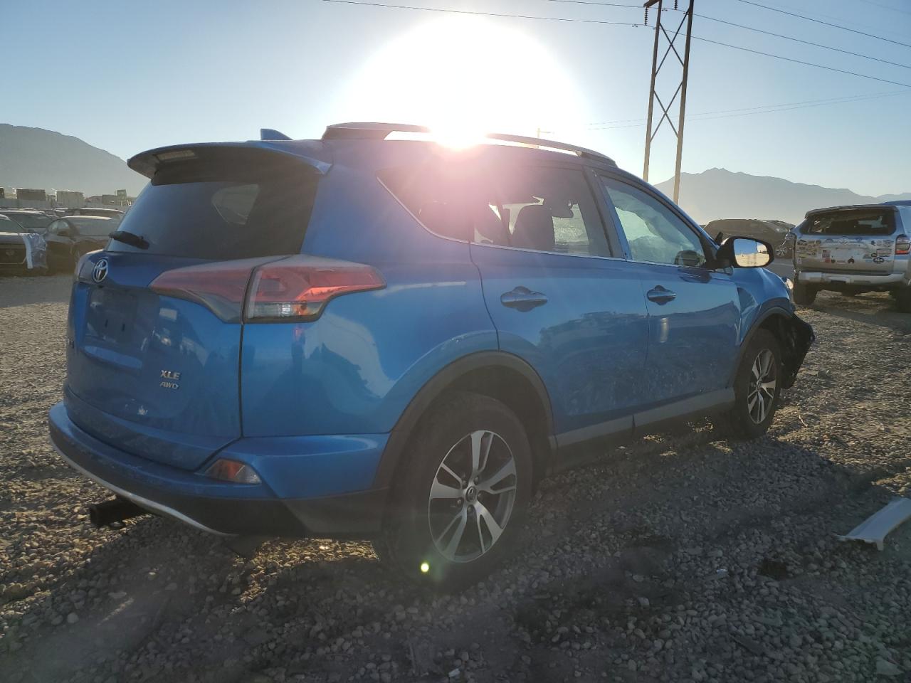 TOYOTA RAV4 XLE