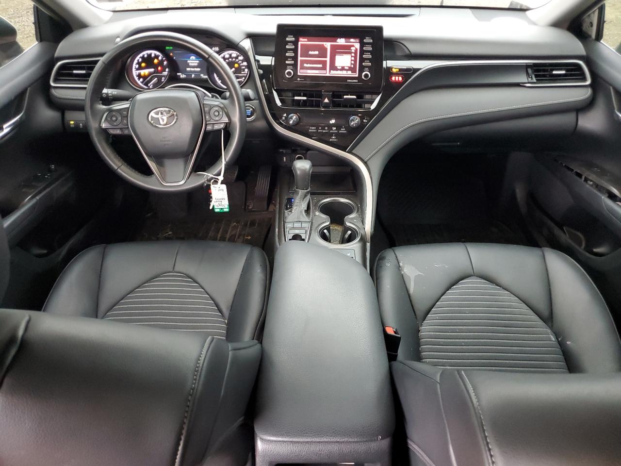 TOYOTA CAMRY SE NIGHT SHADE