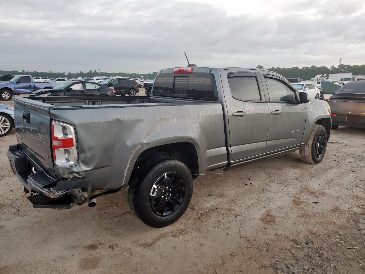 CHEVROLET COLORADO LT