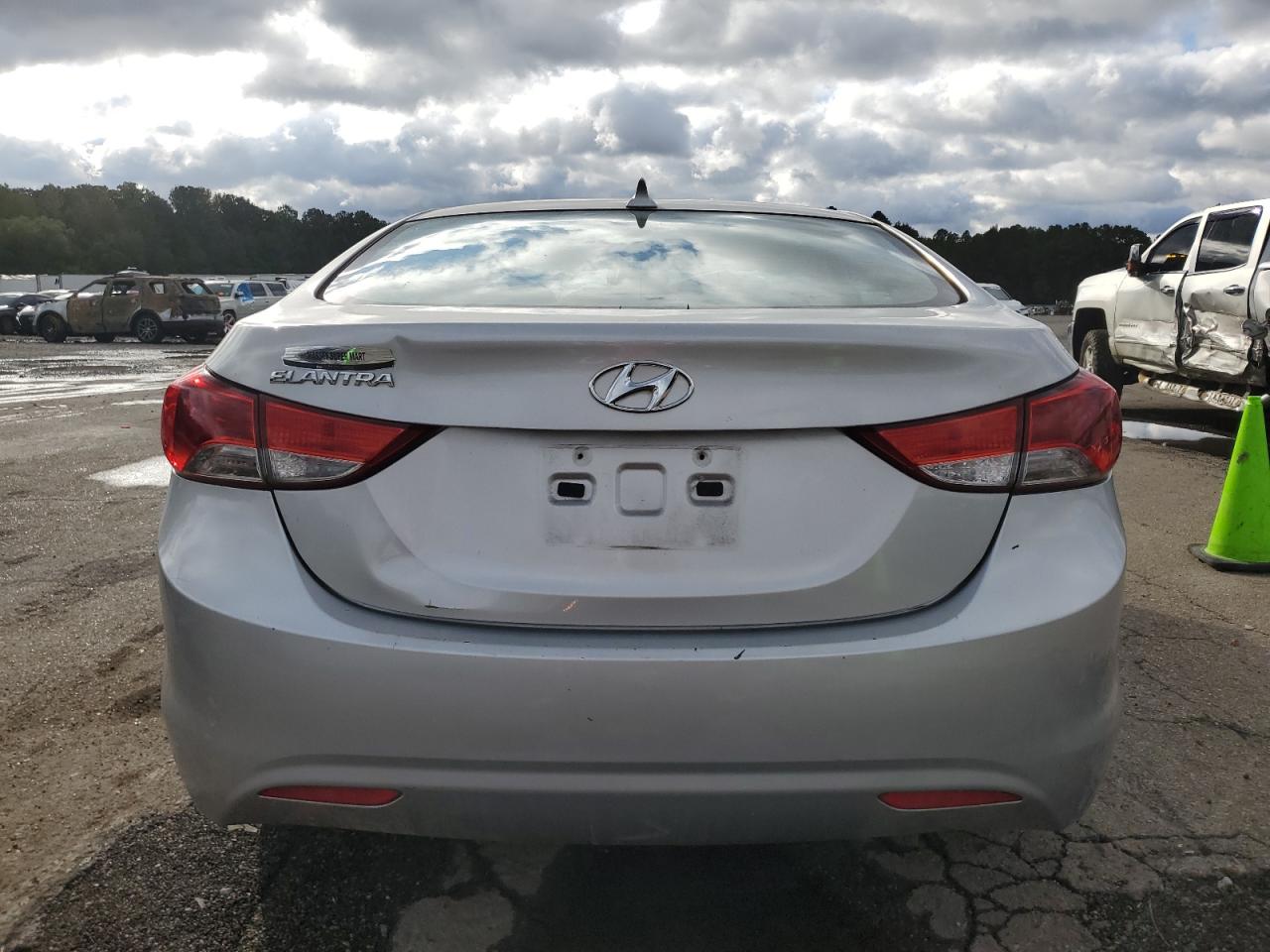 HYUNDAI ELANTRA GLS