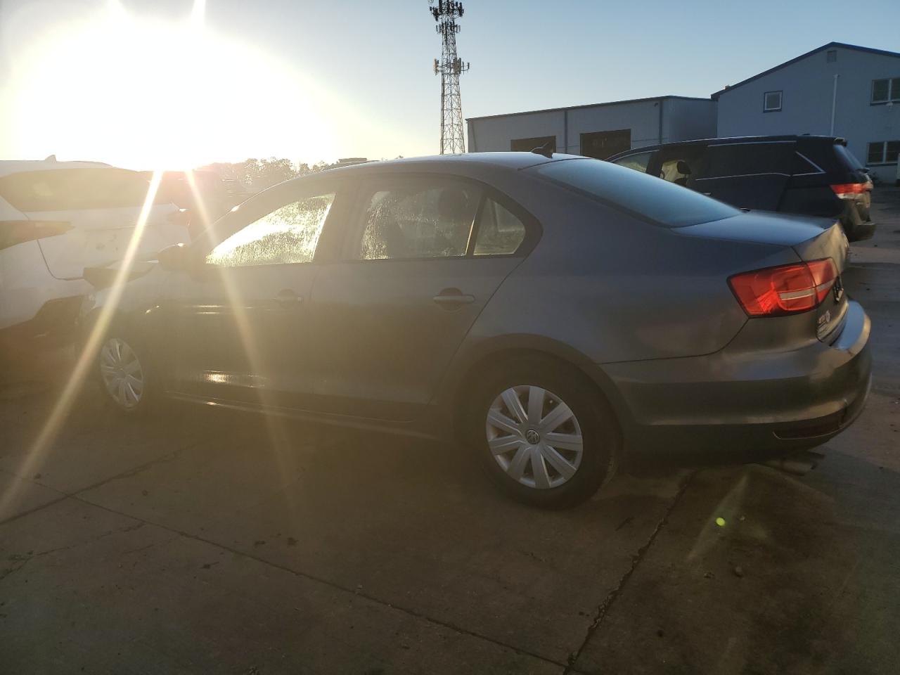 VOLKSWAGEN JETTA BASE