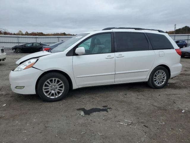 Global Auto Auctions: 2009 TOYOTA SIENNA XLE