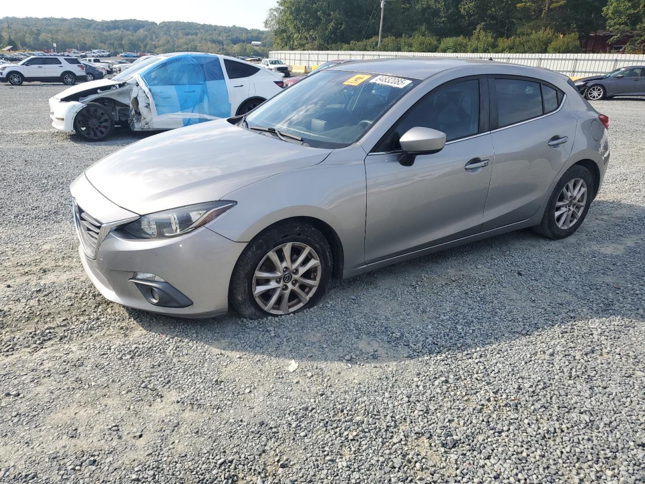  Salvage Mazda 3