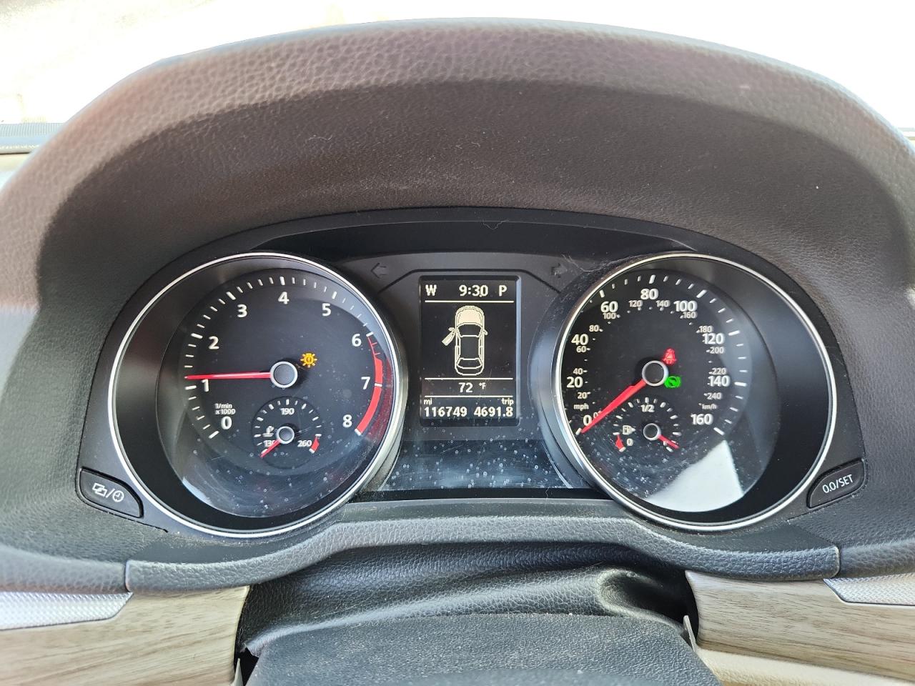 VOLKSWAGEN PASSAT SE