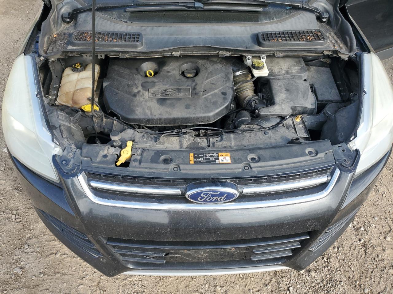 FORD ESCAPE TITANIUM