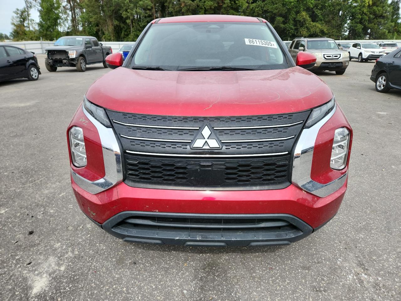 MITSUBISHI OUTLANDER ES