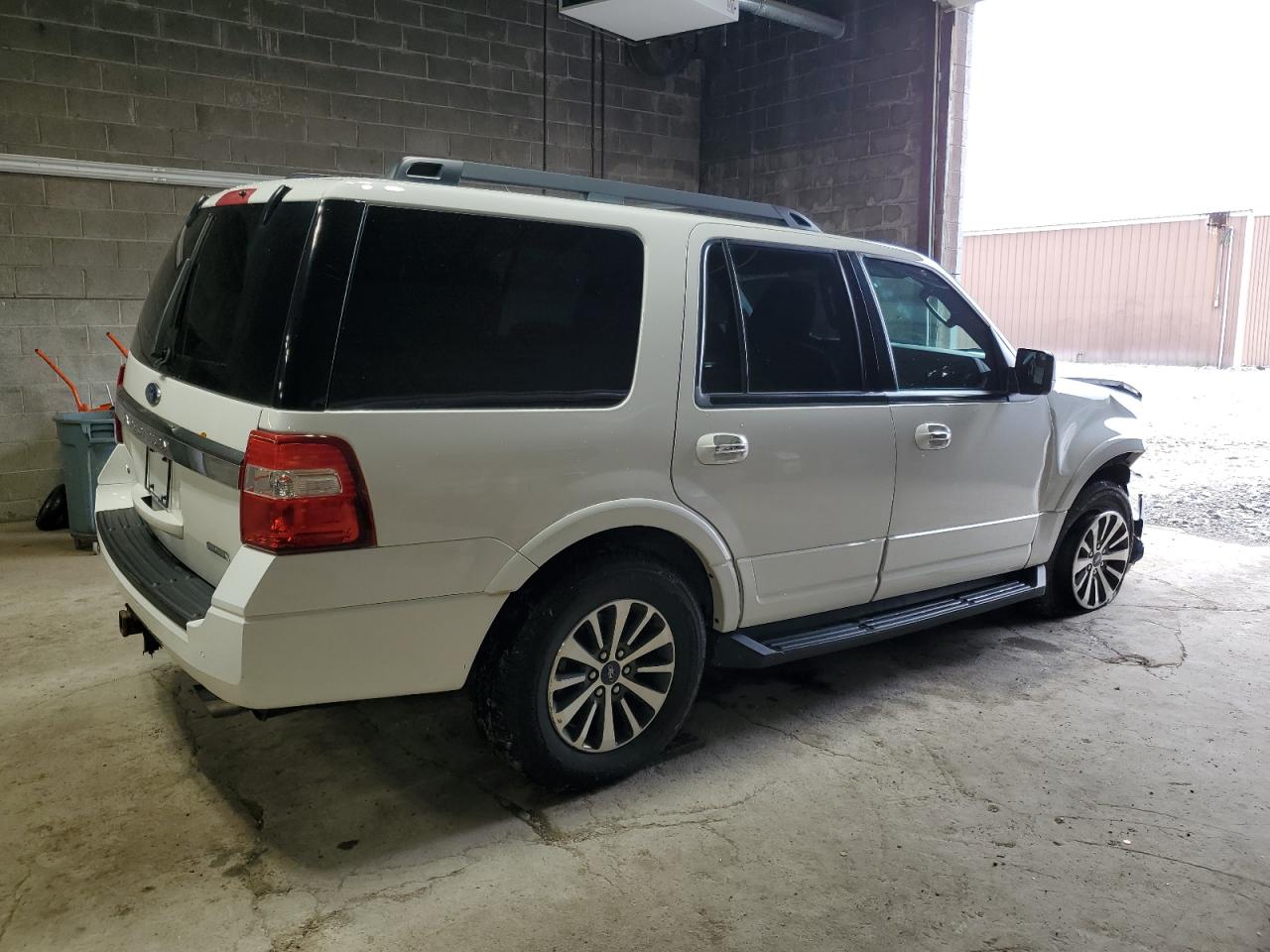 FORD EXPEDITION XLT