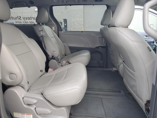 2015 TOYOTA SIENNA XLE 5TDYK3DC4FS550567