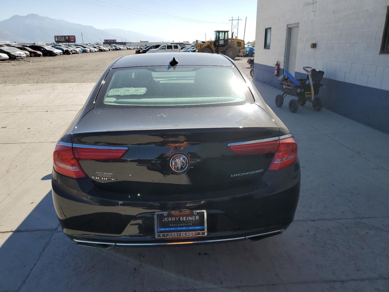 BUICK LACROSSE ESSENCE