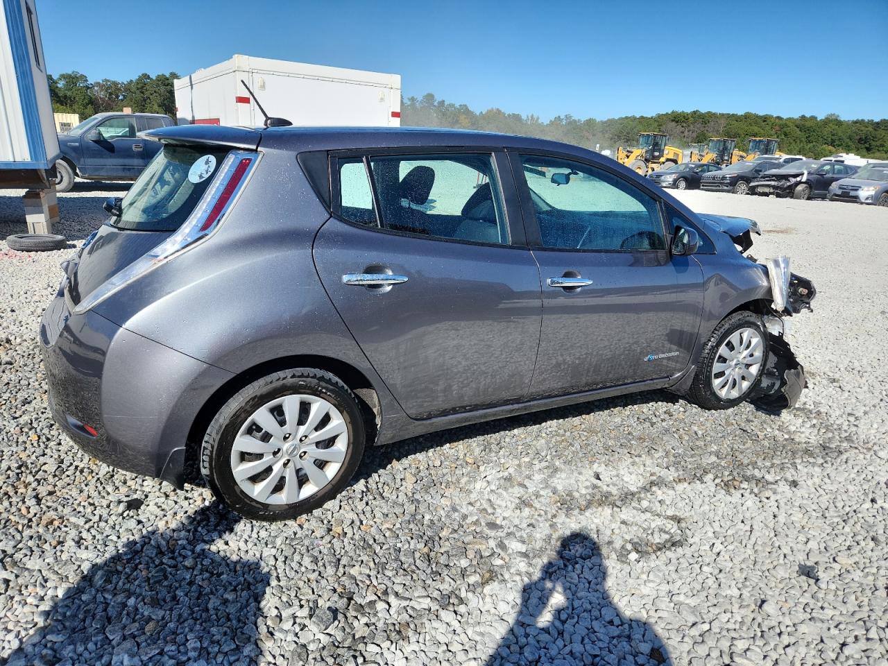 NISSAN LEAF S