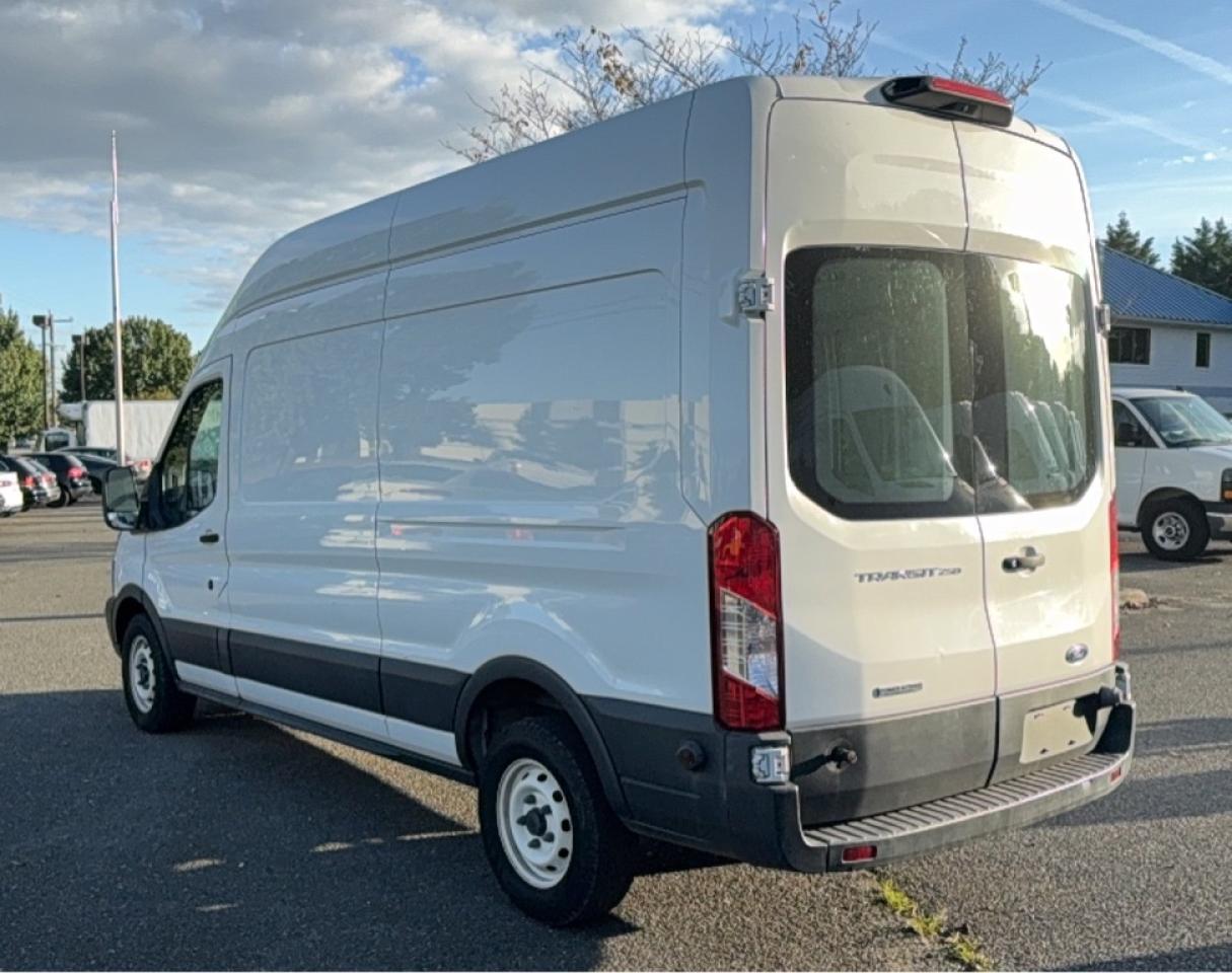 FORD TRANSIT T-250