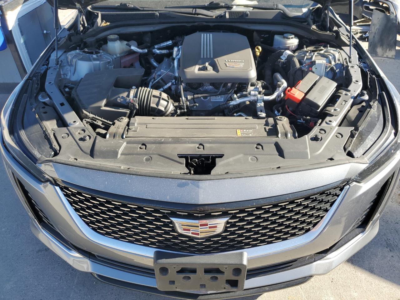 CADILLAC CT5 LUXURY