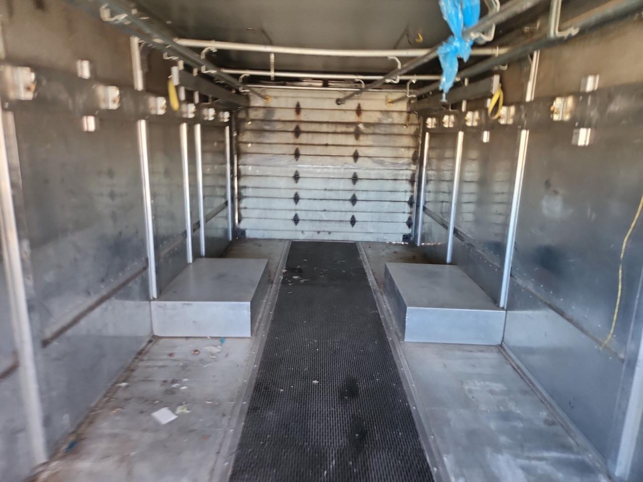 Lot #3310411966 2001 FREIGHTLINER CHASSIS M