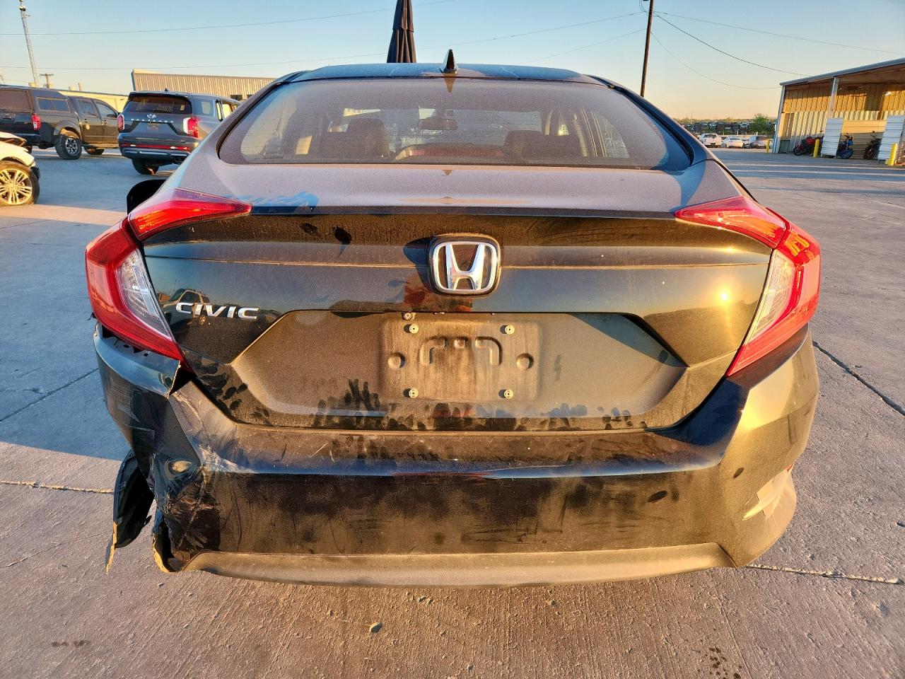 Lot #3305610729 2018 HONDA CIVIC