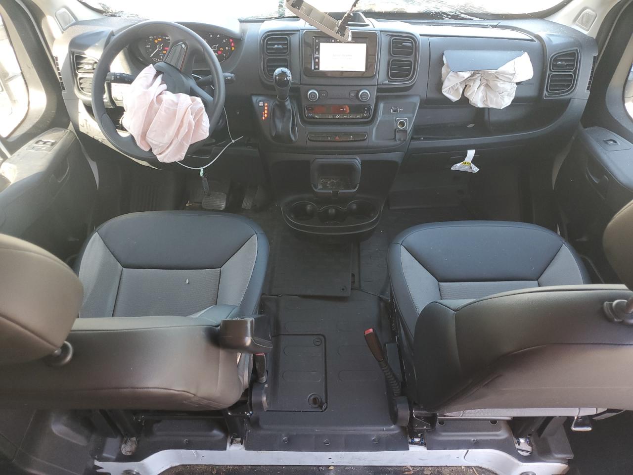 RAM PROMASTER 1500 HIGH