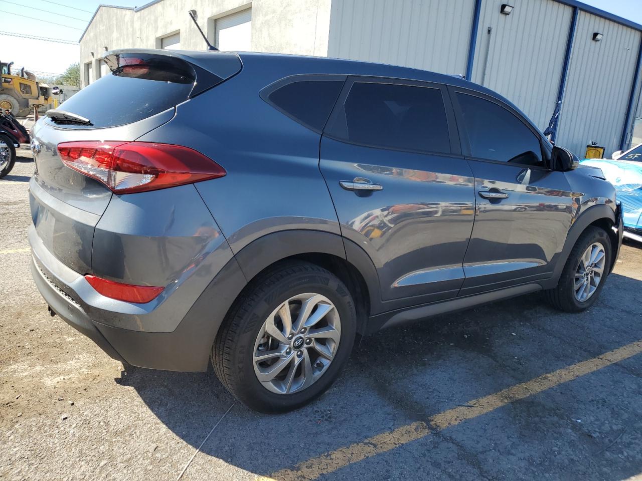 HYUNDAI TUCSON SE
