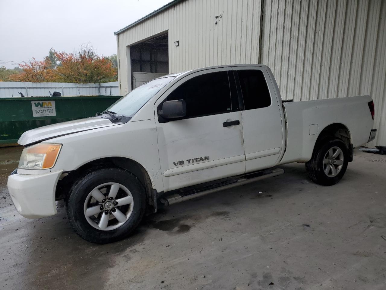 NISSAN TITAN XE