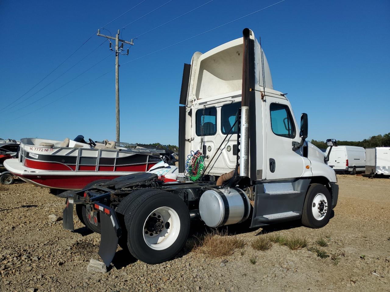 Lot #3266892053 2016 FREIGHTLINER CASCADIA 1