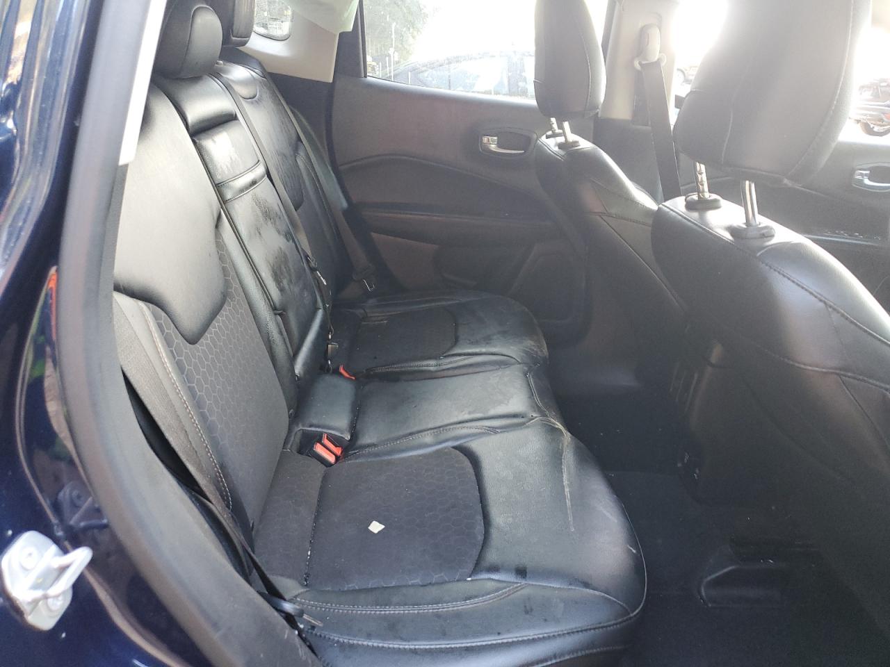 JEEP COMPASS LATITUDE