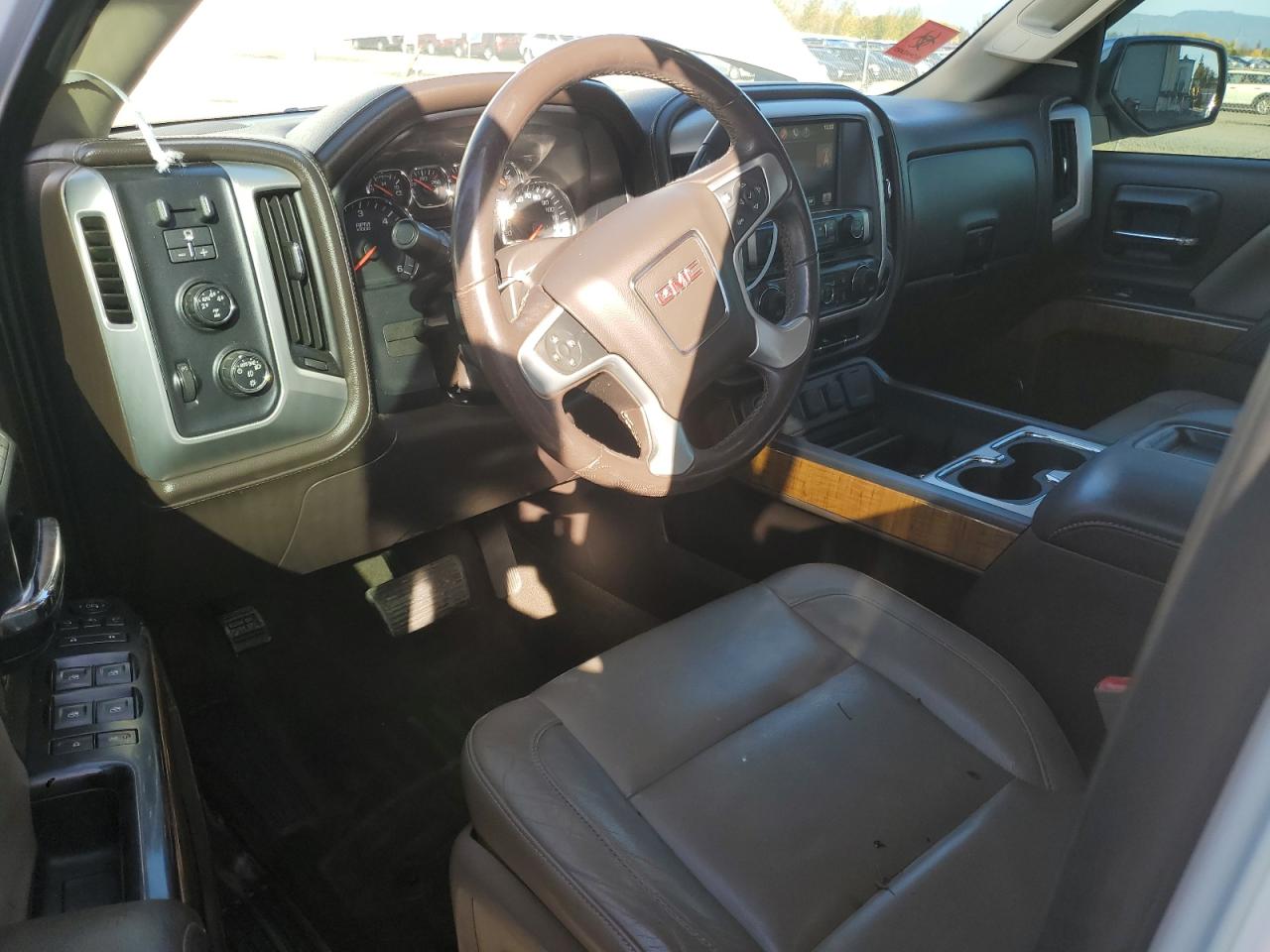 GMC SIERRA K1500 SLT