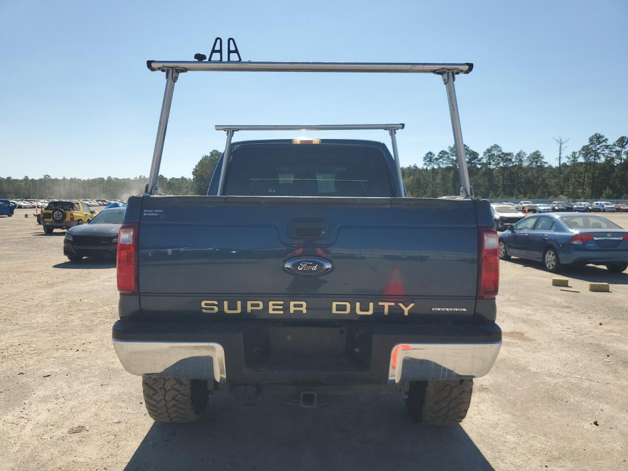 FORD F-250 SUPER DUTY