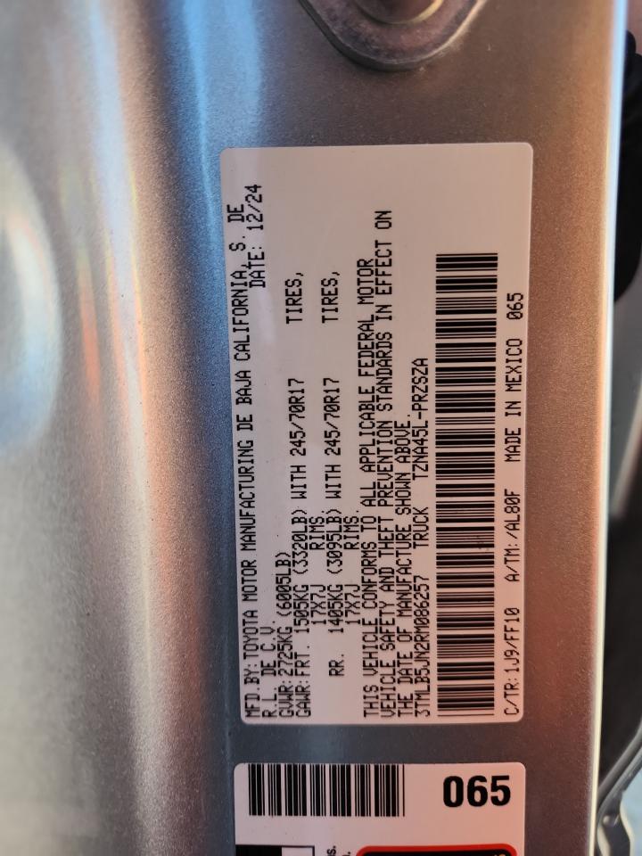 TOYOTA TACOMA DOUBLE CAB